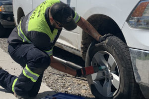 Roadside-Assistance-Bozeman-Montana-Tire-Change-2